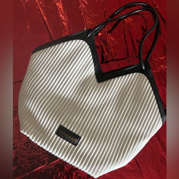 Fashion Bag - Picture 3 of 5